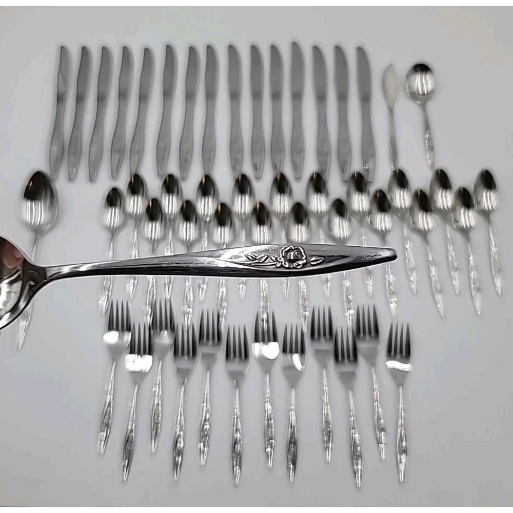 51pc Oneida Oneidacraft Stainless Flatware Deluxe‎ Lasting Rose Floral Shiny